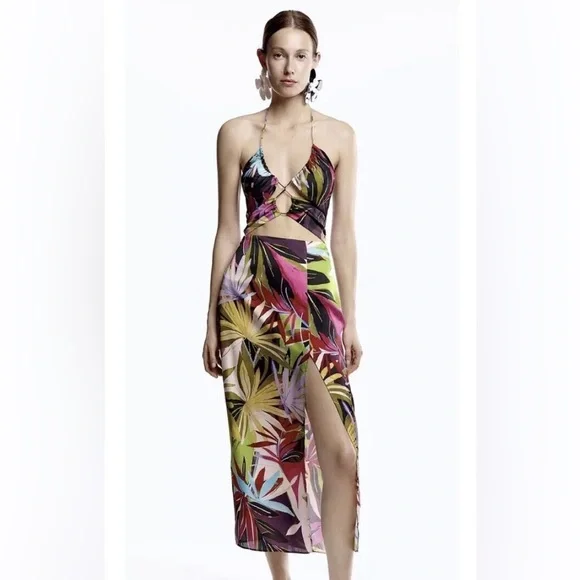 magenta halter dress 018 Magenta Halter neck style Latin dress. Shaped skirt with side spli – TW  Dance
